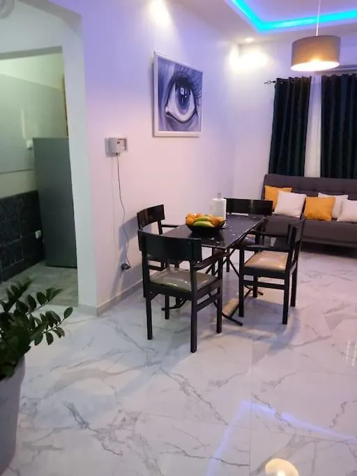Lovely And Cosy 1 Bedroom Apartment Dakar