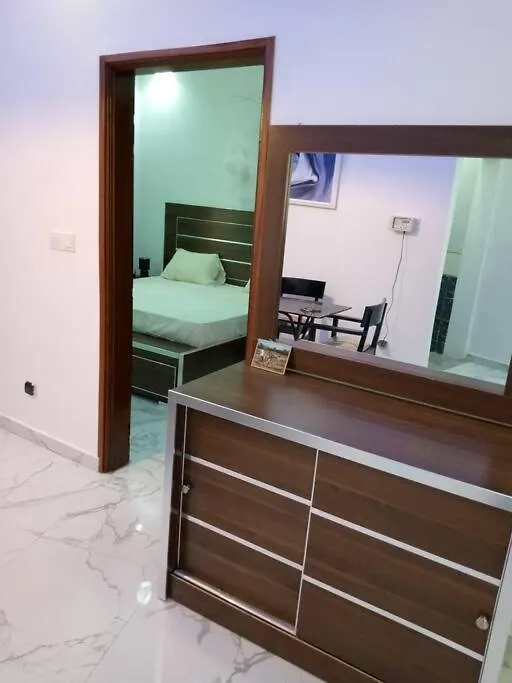 Lovely And Cosy 1 Bedroom Apartment Dakar