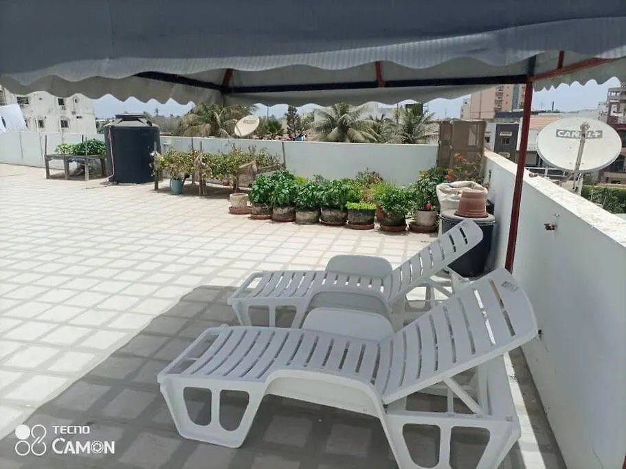 Lovely And Cosy 1 Bedroom Apartment Dakar
